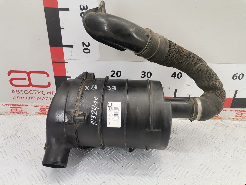 корпус воздушного фильтра Renault Megane 1 поколение 1997, 1.6 л., МКПП, кабриолет, 7700274097 - фото №1