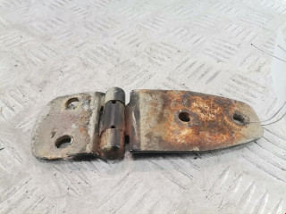 петля двери Suzuki Samurai 2000, 1.3 л., МКПП, внедорожник 5 дв.