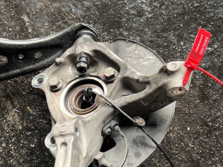 ступица передняя левая GMC Terrain 2 поколение 2020, 1.5 л., бензин, АКПП, внедорожник 5 дв., передний привод