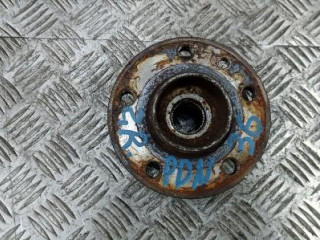 ступица задняя правая Volvo XC70 1 поколение [рестайлинг] 2007, 2.4 л., дизель, МКПП, внедорожник 5 дв.