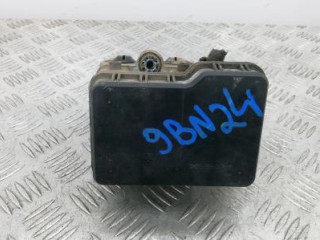 блок ABS Toyota RAV4 3 поколение (XA30) 2006, 2.2 л., D-4D, дизель, МКПП, внедорожник 5 дв., 4405042250