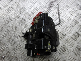 замок двери передней правой Audi A2 8Z 2001, 1.4 л., дизель, МКПП, хетчбэк 5 дв., 8Z1837016E