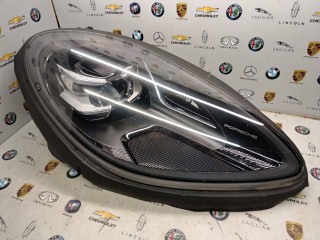 фара правая Porsche Macan 1 поколение [рестайлинг] 2020, 3.0 л., бензин, АКПП, 95B941010BC