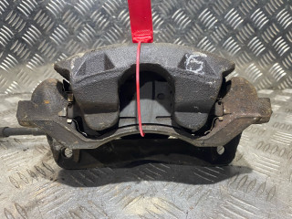 суппорт передний правый Mazda 6 1 поколение [рестайлинг] 2007, 2.0 л., дизель, 5МКПП, серебро, хетчбэк 5 дв., 621