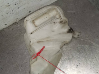 бачок омывателя Audi A6 4B/C5 1998, 2.4 л., ALF, бензин, АКПП, седан