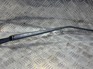 щеткодержатель (поводок стеклоочистителя, дворник) Nissan Almera N16 [рестайлинг] 2005, 2.2 л., YD22D, дизель, 6МКПП, синий, хетчбэк 5 дв.