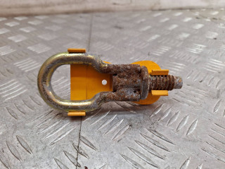 крюк буксировочный Ford Fiesta 5 поколение 2004, 1.3 л., бензин, МКПП, хетчбэк 5 дв., 98AB17K759AA