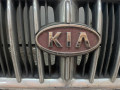 решетка радиатора Kia Carens 1 поколение 2001, 1.8 л., бензин, МКПП - фото №4