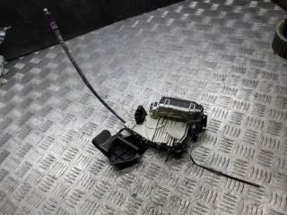 замок двери передней правой Mercedes-Benz GLK-Класс X204 2012, A2047200635