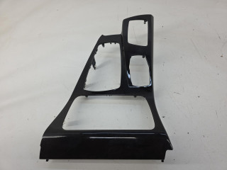 Декоративная накладка центральной консоли BMW 5 серия F10/F11 [рестайлинг] 2014, 2.0 л., N20 B20 A, бензин, АКПП, 9206393