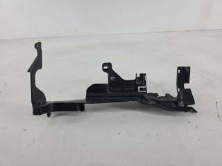 воздуховод (дефлектор) радиатора Volvo XC60 1 поколение [рестайлинг] 2014, 2.0 л., бензин, АКПП, внедорожник 5 дв., 30764572