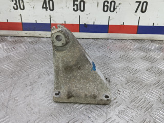 кронштейн двигателя Mercedes-Benz CLK-Класс C209/A209 2003, 2.6 л., бензин