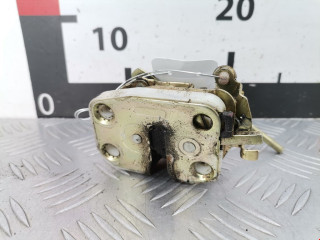 замок двери передней правой Kia Retona 1 поколение 2000, 2.0 л., МКПП, внедорожник 3 дв.