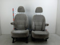 салон (комплект сидений) Mitsubishi Grandis 1 поколение 2004, 2.4 л., МКПП, минивэн - фото №2