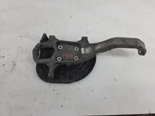 кулак поворотный правый Maserati Quattroporte 6 поколение 2013, 3.0 л., бензин, АКПП, вишневый, седан, полный привод, правый руль, 670001806