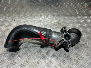 патрубок интеркулера Volvo XC90 1 поколение 2003, 2.4 л., D 5244 T, дизель, 6МКПП, внедорожник 5 дв.