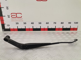 щеткодержатель (поводок стеклоочистителя, дворник) Chevrolet Malibu 9 поколение 2016, 1.5 л., АКПП, седан, 22977469