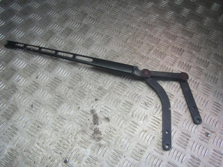 щеткодержатель (поводок стеклоочистителя, дворник) Mercedes-Benz C-Класс W203/S203/CL203 2003, A2038203044