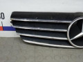 решетка радиатора Mercedes-Benz CLK-Класс C209/A209 2004, 2.7 л., дизель, купе - фото №2
