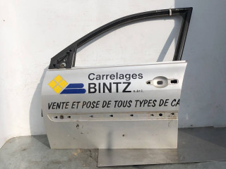 дверь передняя левая Renault Megane 2 поколение 2006, 1.9 л., дизель, silver, универсал