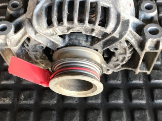 генератор Opel Vectra B [рестайлинг] 2001, 2.2 л., Z 22 SE, бензин, 5МКПП, седан, BOSCH, 0124415009