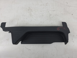 накладка на порог внутренняя Nissan Elgrand E52 2017, 3.5 л., бензин, правый руль, 769531JB0A