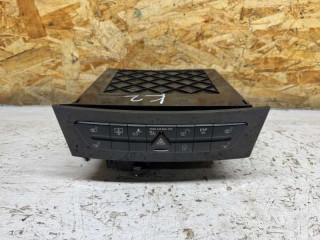 кнопка аварийной сигнализации Mercedes-Benz CLS-Класс C219 2006