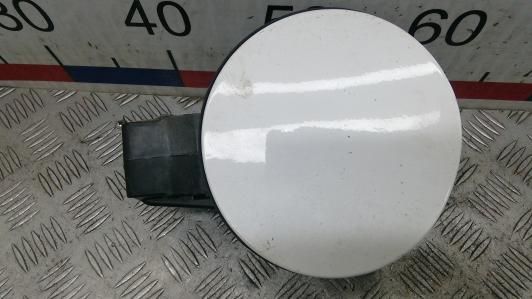 лючок топливного бака Kia Sorento 2 поколение 2011, 2.2 л., CRDi, дизель, МКПП, внедорожник 5 дв., 695102P000 - фото №1