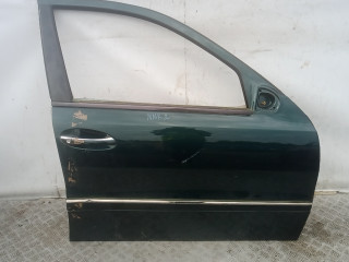 дверь передняя правая Mercedes-Benz E-Класс W211/S211 2003, 3.2 л., дизель, АКПП, седан