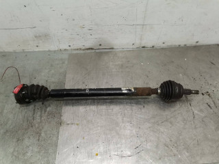 полуось передняя правая (приводной вал, ШРУС) Volkswagen Golf 4 поколение (1997 - 2006), 1.4 л., бензин, 5МКПП