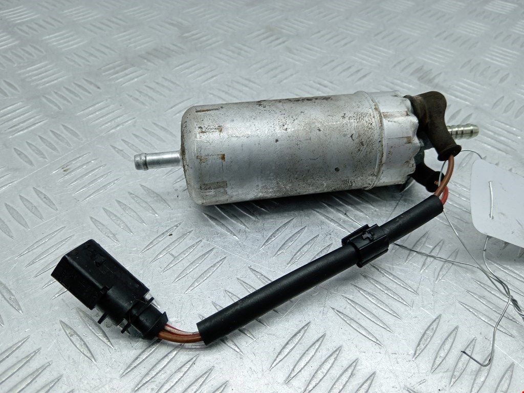 насос топливный Volkswagen Passat B6 2009, 2.0 л., МКПП, седан, 1K0906089A - фото №1