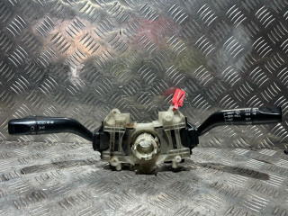 переключатель подрулевой (стрекоза) Mazda 323 6 поколение 1999, 2.0 л., RF3F, дизель, 5МКПП, красный, хетчбэк 5 дв.