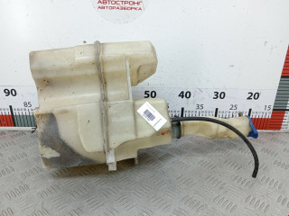 бачок омывателя Volvo V70 2 поколение 2001, 2.4 л., МКПП, универсал, 30663134