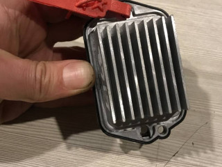 сопротивление печки Mazda 6 1 поколение [рестайлинг] 2007, 2.0 л., дизель, 5МКПП, серебро, хетчбэк 5 дв.