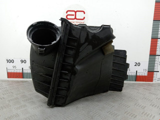 корпус воздушного фильтра BMW 7 серия E65/E66/E67 2003, 3.0 л., АКПП, седан, 13717527115