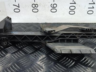 крепление бампера BMW X3 E83 2005, 2.0 л., D, дизель, МКПП, внедорожник 5 дв.