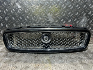 решетка радиатора Jaguar X-Type 1 поколение [рестайлинг] 2009, 2.0 л., дизель, 5МКПП, седан