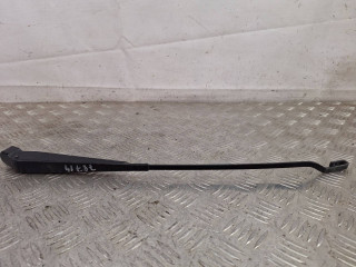 щеткодержатель (поводок стеклоочистителя, дворник) Ford Ka 1 поколение 2001, 1.3 л., бензин, МКПП, хетчбэк 5 дв.