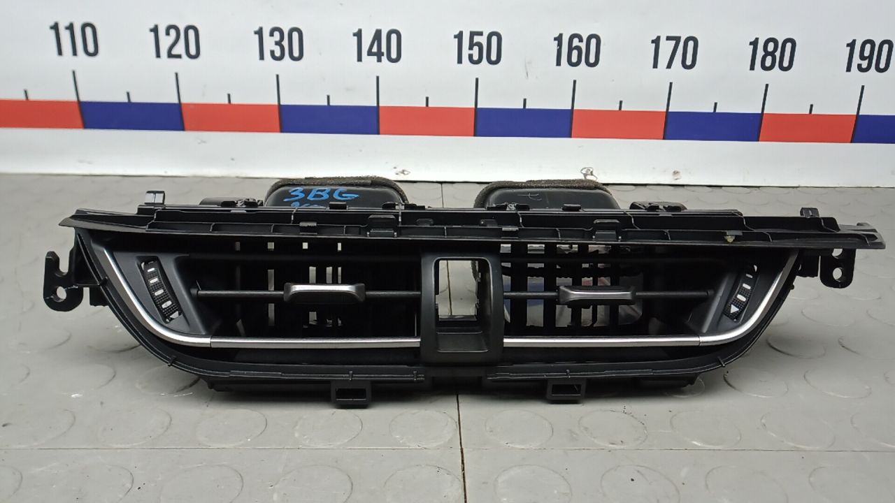 дефлектор обдува салона Toyota C-HR 1 поколение AX10 2017, 1.2 л., бензин - фото №1