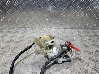 замок двери задней левой Honda Accord 6 поколение 2000, 2.0 л., бензин, 5МКПП, хетчбэк 5 дв.