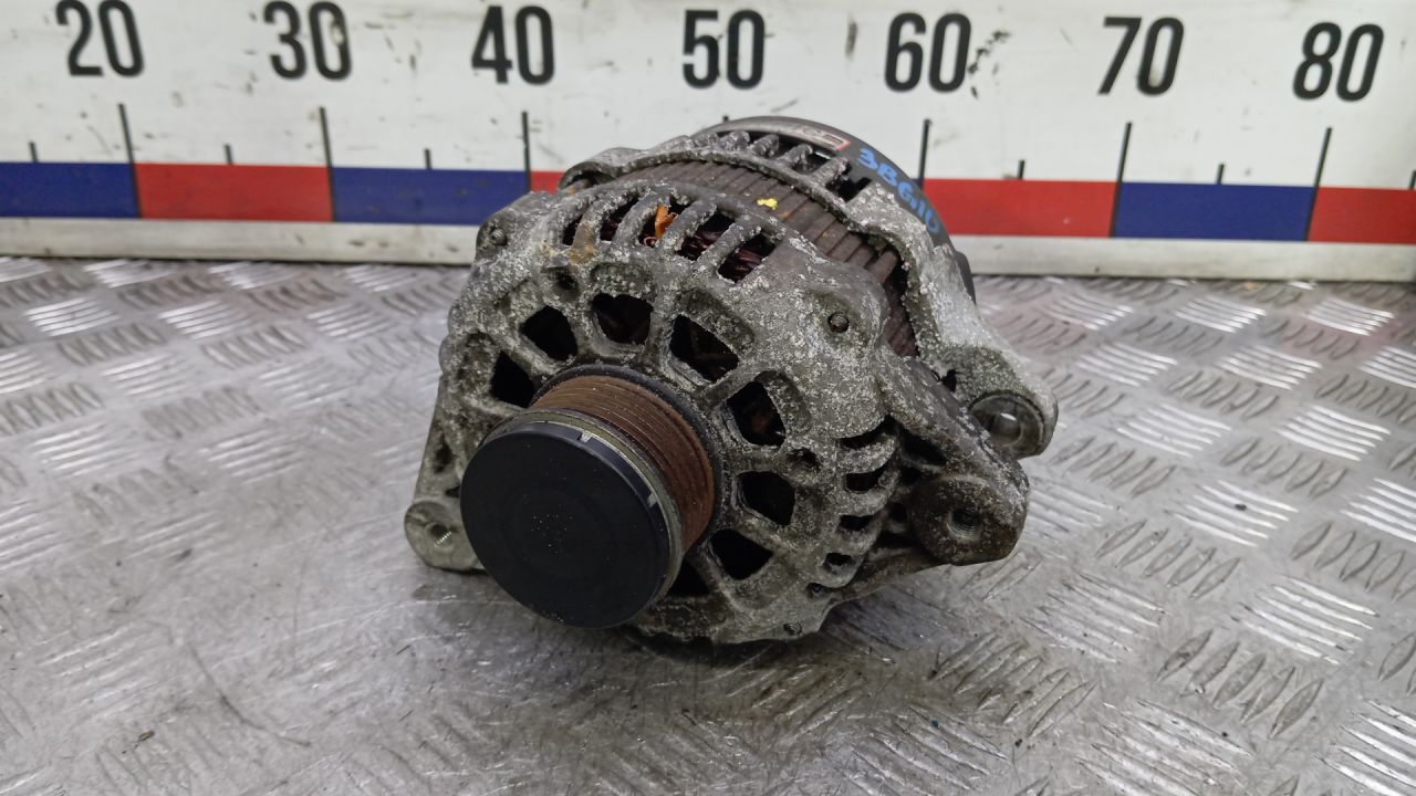 генератор Kia Sorento 3 поколение 2015, 2.2 л., дизель, 37300-2F300 - фото №1