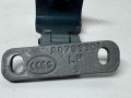 петля крышки багажника Porsche 2022, 2.9 л., бензин, АКПП, внедорожник 5 дв., 8U0827299E - фото №6