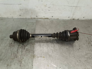 полуось передняя правая (приводной вал, ШРУС) Audi A4 B6 2003, 2.5 л., дизель, АКПП, универсал, 8E0407271T