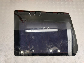 стекло кузовное боковое левое Land Rover Discovery 3 поколение 2007, 2.7 л., АКПП, внедорожник 5 дв., LR039054