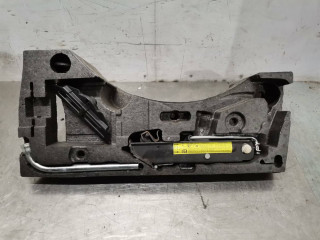 домкрат Volkswagen Passat B6 2007, 1.9 л., дизель, 6МКПП