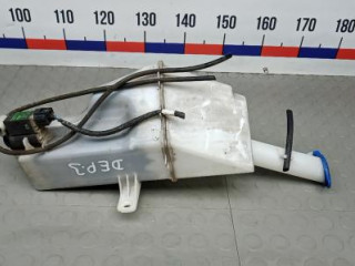 бачок омывателя Kia Venga 1 поколение 2012, 1.4 л., бензин, хетчбэк 5 дв.