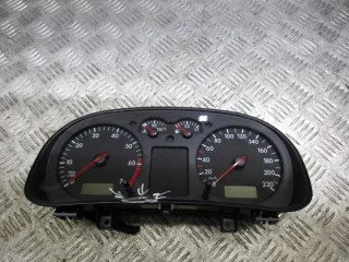 щиток приборов (приборная панель) Volkswagen Golf 4 поколение 2003, 1.4 л., бензин, МКПП, хетчбэк 5 дв., 1J0920806