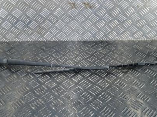 щеткодержатель (поводок стеклоочистителя, дворник) Mercedes-Benz M-Класс W163 1999, 2.3 л., бензин, МКПП, внедорожник 5 дв.