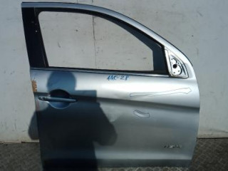 дверь передняя правая Mitsubishi ASX 1 поколение 2010, 1.8 л., дизель, МКПП, внедорожник 5 дв., 5700B226
