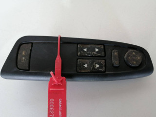 блок управления стеклоподъемниками Fiat Stilo 1 поколение 2002, 1.6 л., 182 B6.000, бензин, 5МКПП, универсал